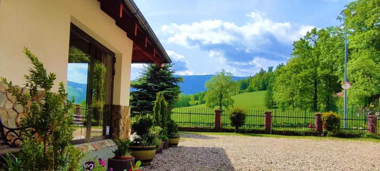 Gorski Widok Karpacz Apartamenty I Pokoje- Salon Kominkowy المظهر الخارجي الصورة